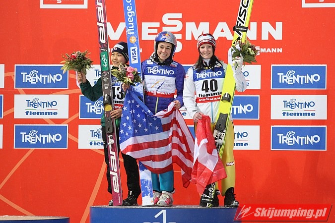 043 Podium konkursu